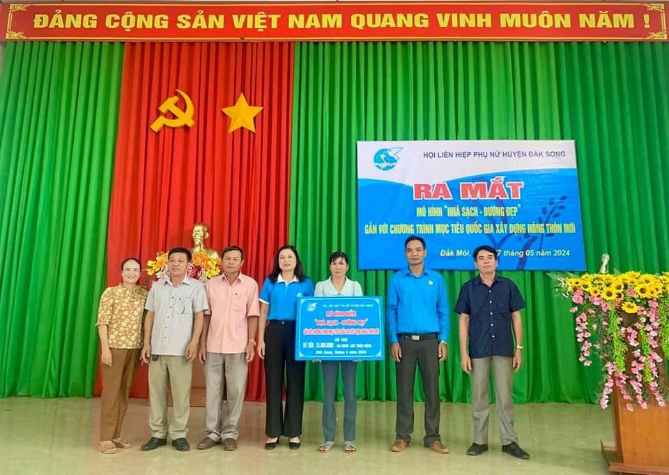 Huyện Đắk Song, Đắk Nông: Ra mắt mô hình “nhà sạch - đường đẹp” năm 2024