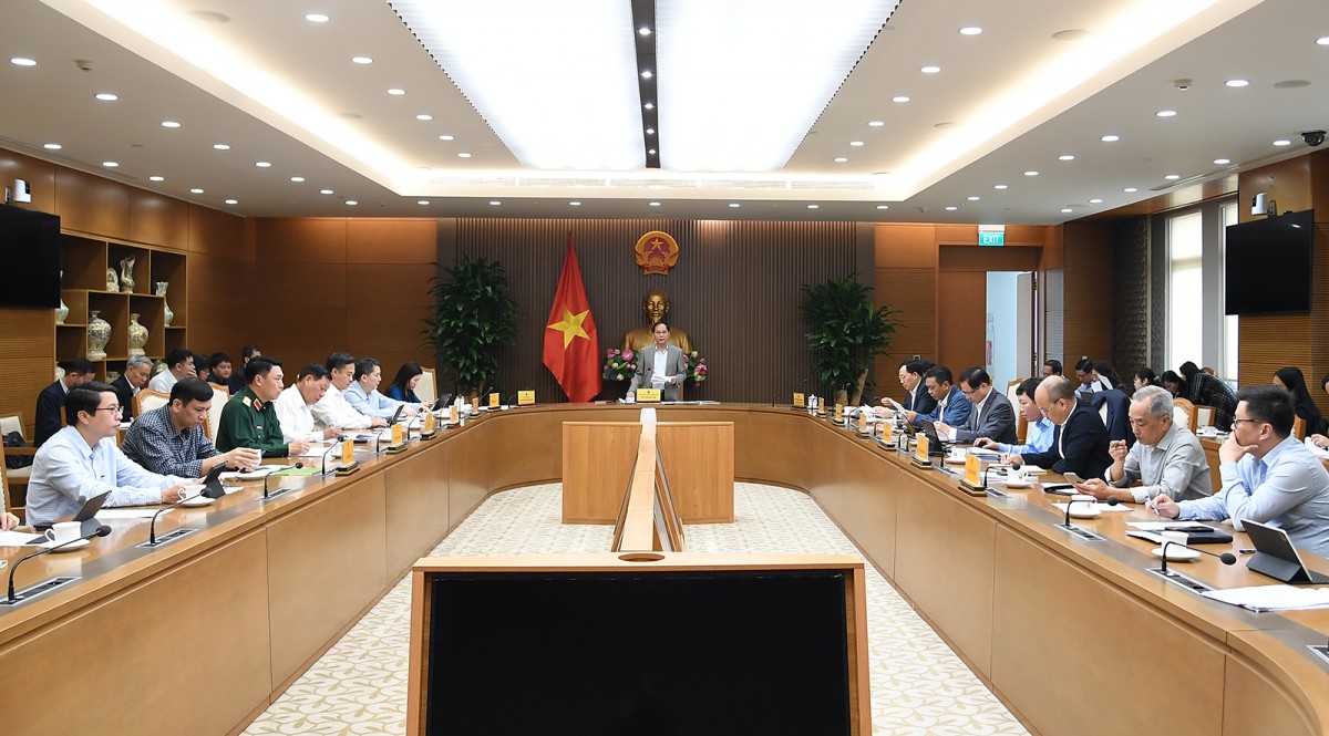 Phó Thủ tướng Bùi Thanh Sơn đã chủ trì cuộc họp của Tổ công tác về tăng cường hợp tác, chủ động thích ứng với điều chỉnh chính sách kinh tế, thương mại của Hoa Kỳ.