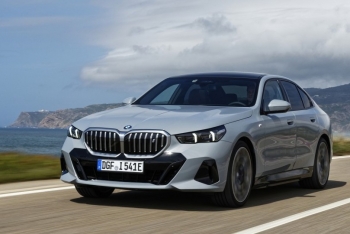 Bộ đôi BMW X3 và BMW 5 Series hoàn toàn mới chính thức được ra mắt tại Việt Nam