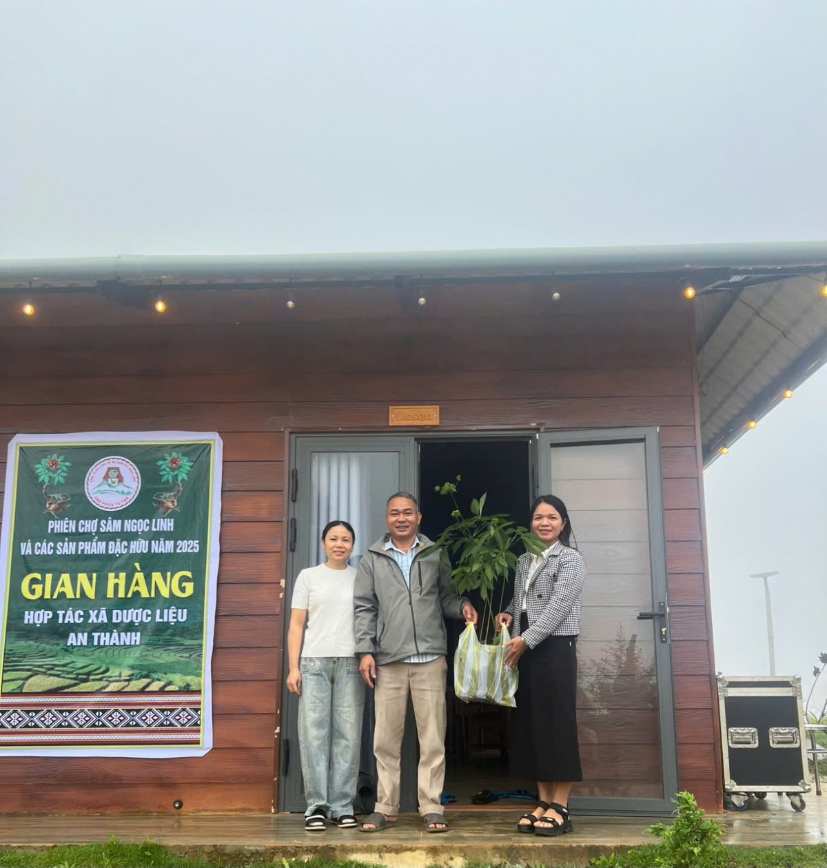 Kon Tum: Mở phiên chợ Sâm và đặc sản địa phương, thêm cơ hội cho người trồng dược liệu