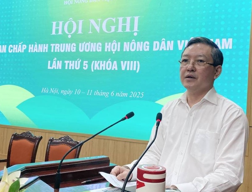 Quyết định nhiều vấn đề trọng tâm về công tác Hội và phong trào nông dân trong giai đoạn mới
