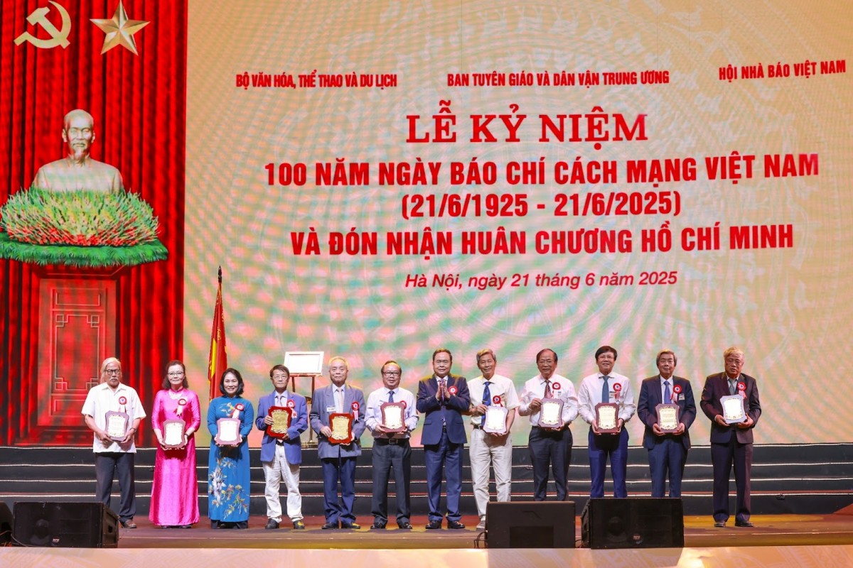 Kỷ niệm trọng thể 100 năm ngày Báo chí cách mạng Việt Nam