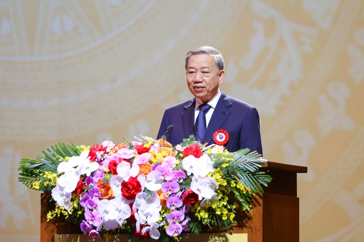 Kỷ niệm trọng thể 100 năm ngày Báo chí cách mạng Việt Nam