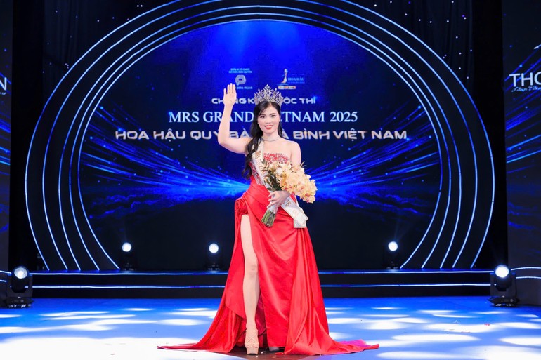 Chung kết Cuộc thi Hoa hậu Quý bà hòa bình Việt Nam 2025 - Mrs Grand Vietnam 2025