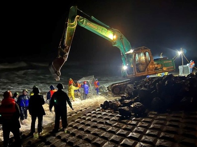 Ninh Bình: Kiến nghị đầu tư 2.300 tỷ đồng cải tạo, nâng cấp 34km đê biển