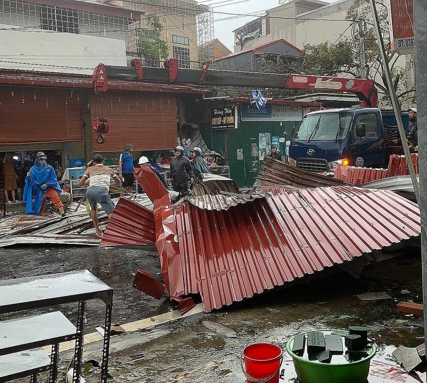 Hải Phòng: Đề xuất hỗ trợ gần 16 tỷ đồng khắc phục thiệt hại do bão số 10 gây ra