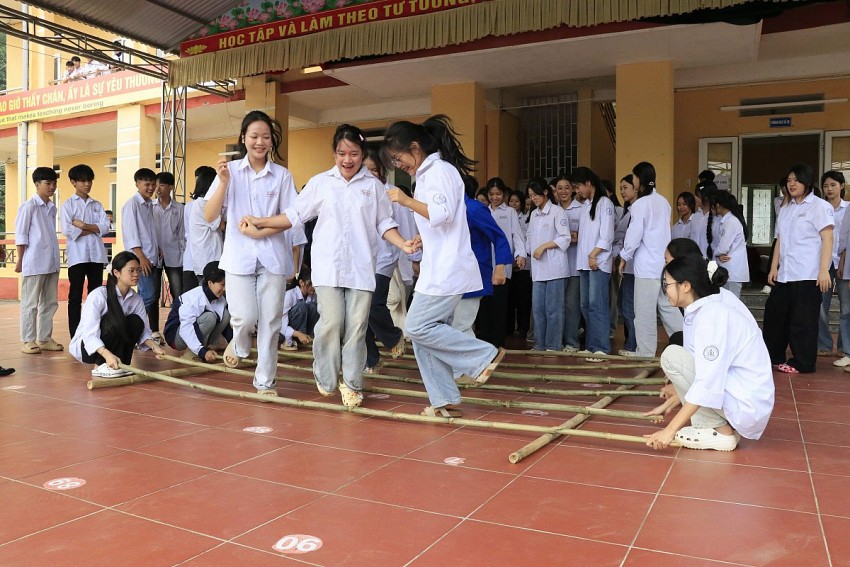 Trường THPT Hưng Khánh và hành trình 50 năm xây dựng và phát triển