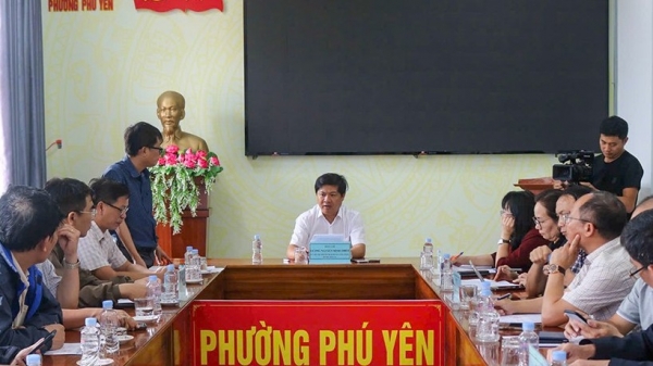 Bí thư Tỉnh ủy Đắk Lắk kiểm tra công tác khắc phục thiệt hại do mưa lũ tại phường Phú Yên