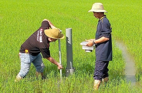 Giải pháp ứng dụng công nghệ cao cho sản xuất nông nghiệp thích ứng biến đổi khí hậu