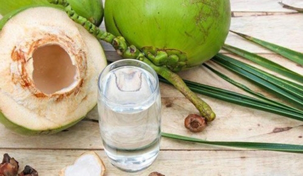 Lợi ích khi uống nước dừa hàng tuần