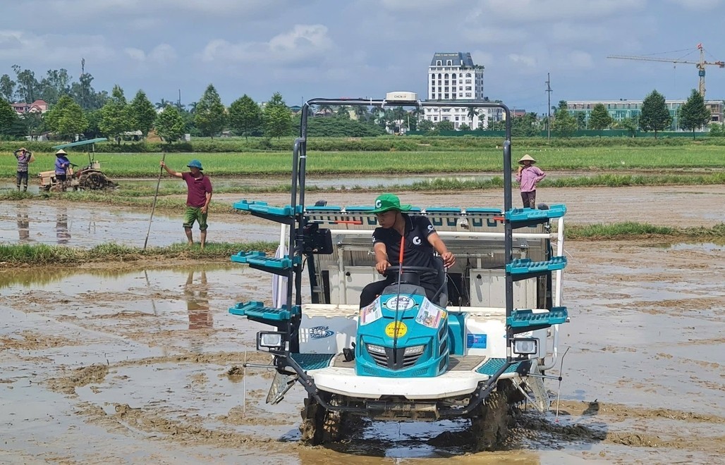 Ứng dụng công nghệ cao trong nông nghiệp - trụ cột cho tăng trưởng bền vững