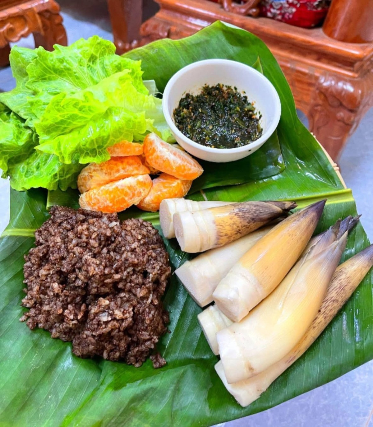 Măng vầu đầu mùa hút khách dù giá gấp đôi chính vụ