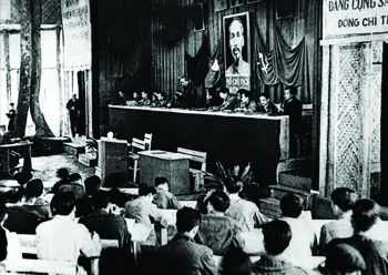 Bác Hồ với Tết Bính Ngọ (1996): Ngày hội tụ ý chí thông nhất Đất nước