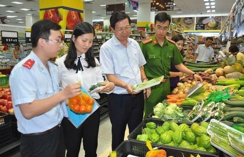 Tăng cường kiểm tra, xử lý vi phạm trong lĩnh vực an toàn thực phẩm tại Lâm Đồng