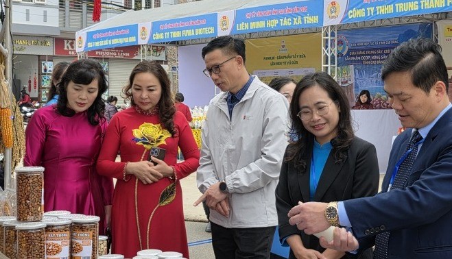 Cao Bằng: Tổ chức Chợ Tết Công đoàn - Xuân Bính Ngọ 2026