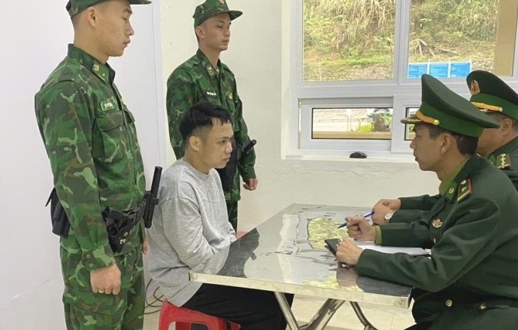 Cao Bằng: Đồn Biên phòng Cửa khẩu Lý Vạn bắt giữ đối tượng có lệnh truy nã