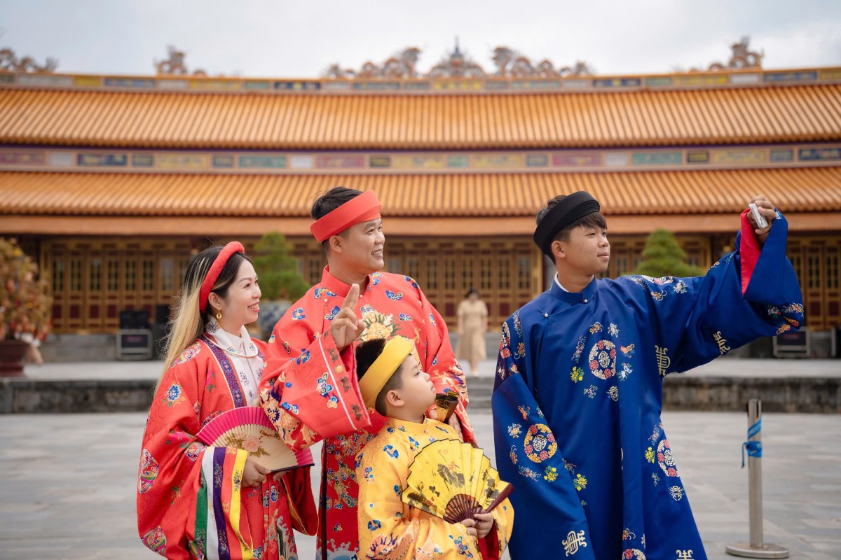 Đại Nội Huế: Mùng 1 Tết Bính Ngọ 2026 nhộn nhịp du khách trong nước và quốc tế