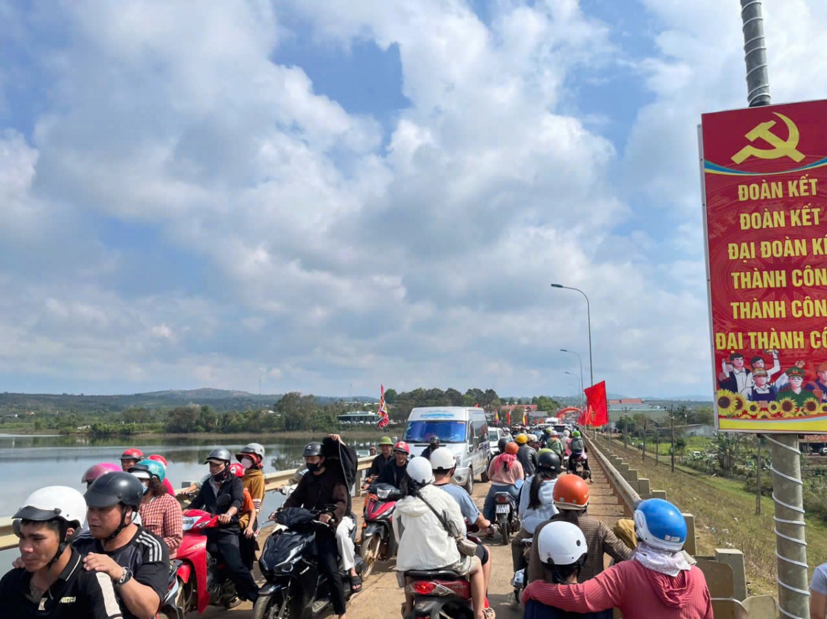 Tam Giang, nơi hoa cà phê gọi mùa xuân Việt Bắc về giữa đại ngàn