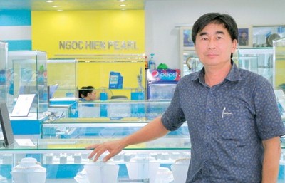 Hồ Phi Thủy – Người tiên phong nuôi trai lấy ngọc kết hợp du lịch sinh thái