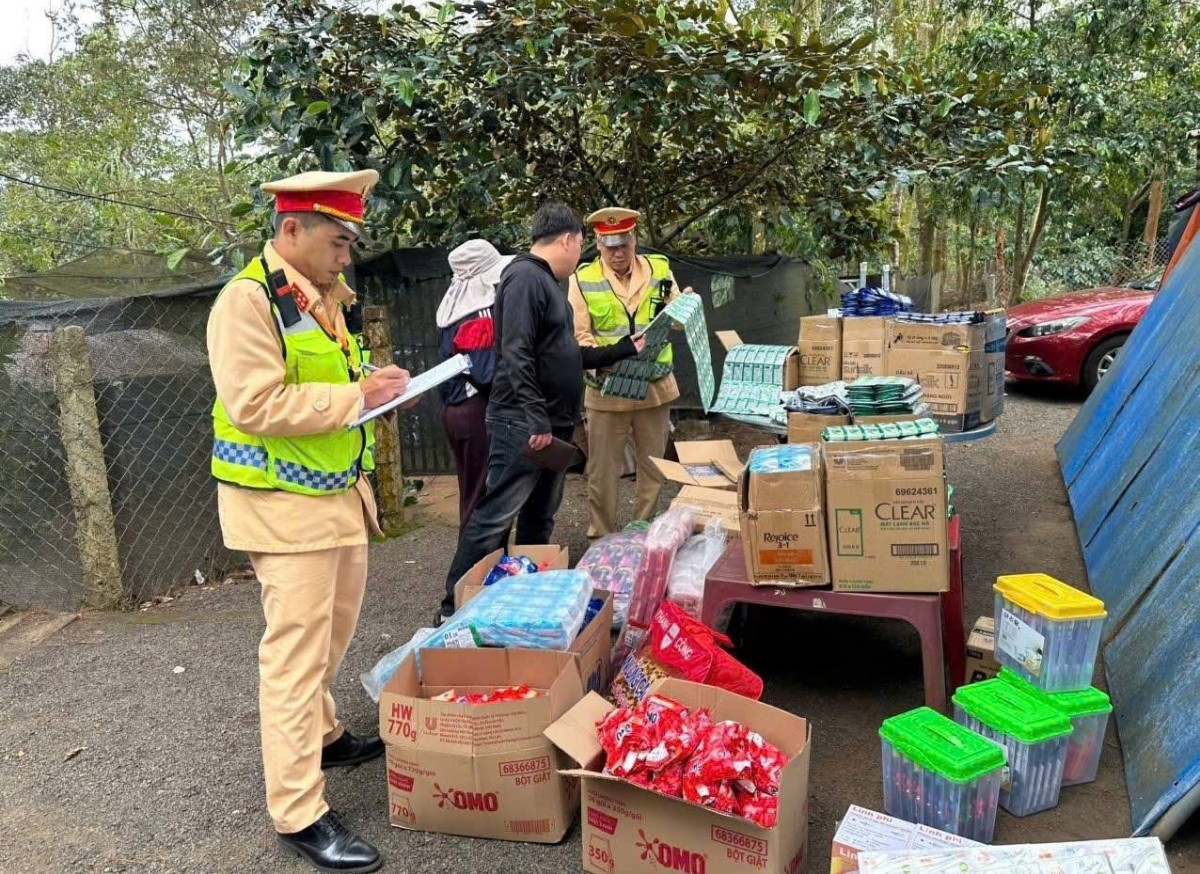 Trạm CSGT Krông Búk tăng cường tuần tra, xử lý vi phạm trong đợt cao điểm bảo đảm trật tự ATGT