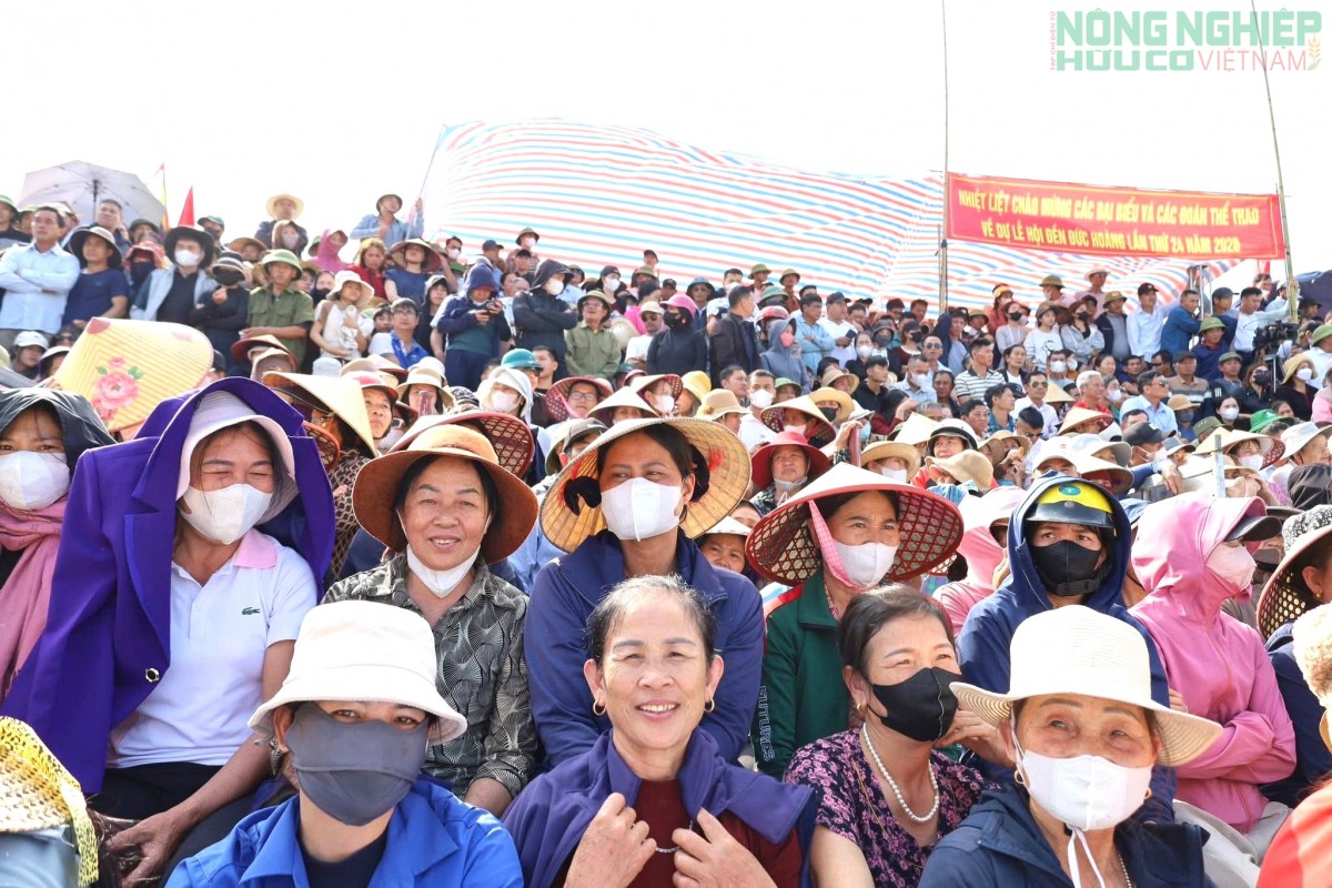 Sôi nổi các hoạt động văn hóa, thể thao tại lễ hội đền Đức Hoàng năm 2026 Sôi nổi các hoạt động văn hóa, thể thao tại lễ hội đền Đức Hoàng năm 2026