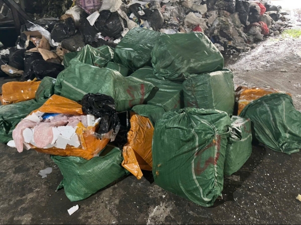 Hưng Yên: Phát hiện, thu giữ hơn 1,3 tấn nầm lợn bốc mùi hôi thối đang trên đường đi tiêu thụ