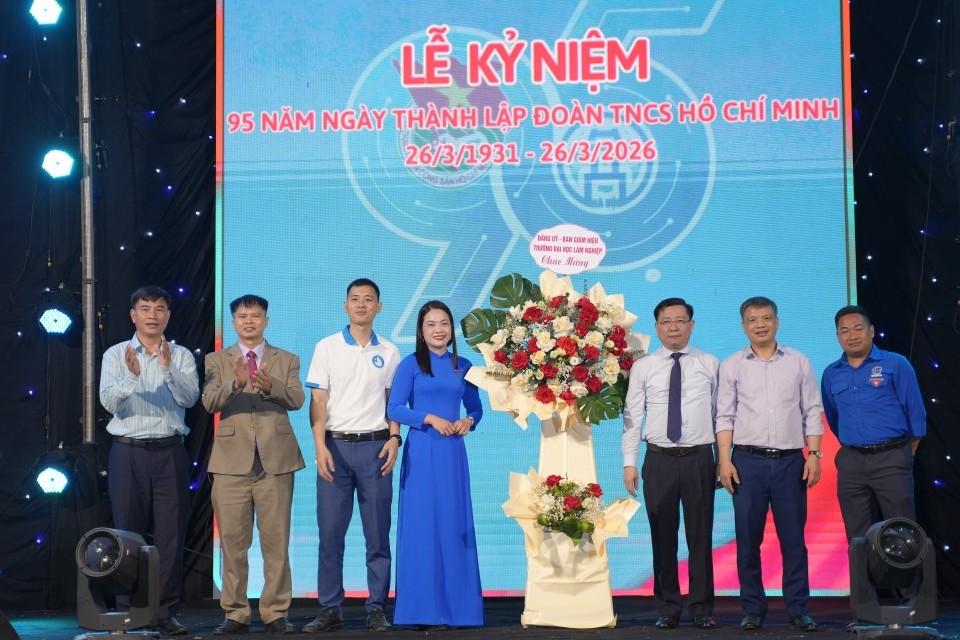 Tuổi trẻ Đại học Lâm nghiệp viết tiếp “hành trình xanh”