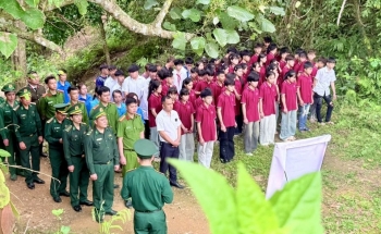 Cao Bằng: Đồn Biên phòng Cốc Pàng phối hợp tổ chức Chương trình “Tháng Ba biên giới"