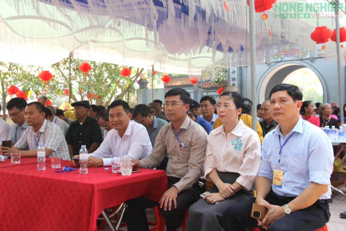 Trang trọng khai hội Đền Canh, xã Bình Minh lần thứ nhất năm 2026