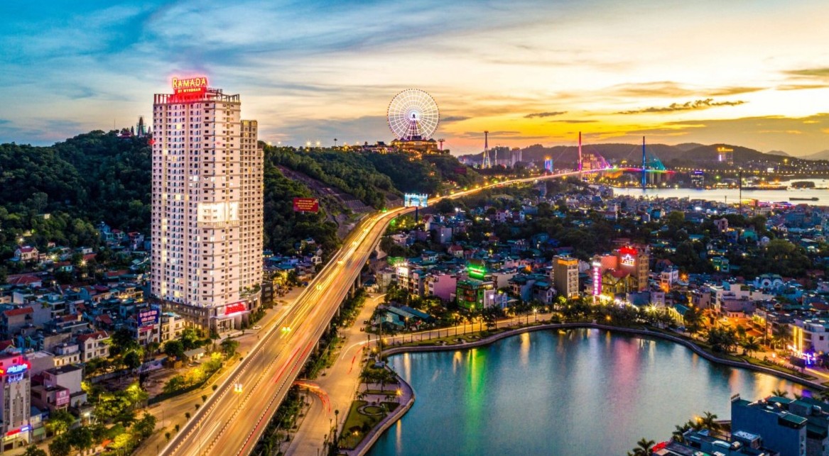 Lấy ý kiến nhân dân về việc thành lập thành phố Quảng Ninh