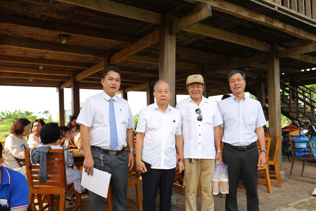 Phiên chợ quê “Mì xưa mì sớm” tái hiện sinh động đời sống làng quê Việt Nam.