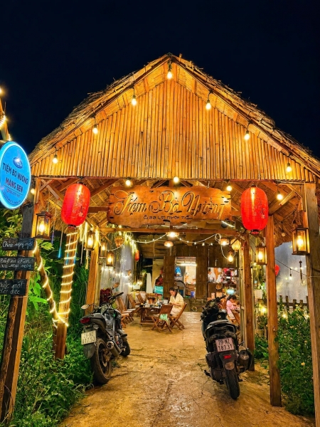 Tình yêu Măng Đen qua người kể chuyện giữa đại ngàn Tây Nguyên