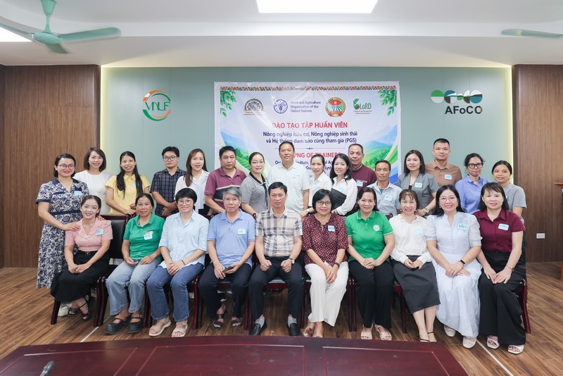 khóa tập huấn TOT về nông nghiệp hữu cơ và Hệ thống đảm bảo cùng tham gia PGS tại Trường Đại học Lâm nghiệp.