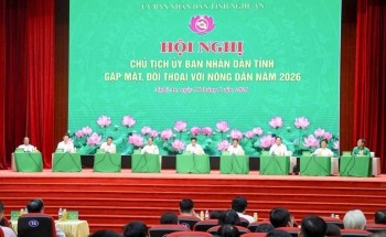 Chủ tịch Nghệ An đối thoại với nông dân, tháo gỡ "điểm nghẽn" trong sản xuất nông nghiệp