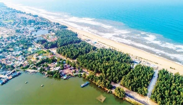 Huế chuyển đổi mục đích gần 382 ha rừng trồng để triển khai 3 dự án trọng điểm