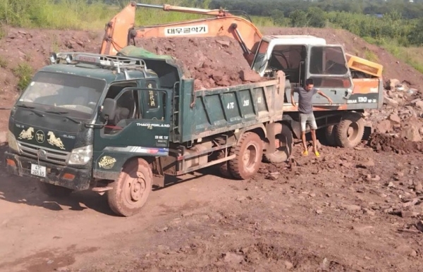 Đắk Lắk: Xử phạt 15 triệu đồng hành vi hủy hoại 785 m² đất tại xã Ea Wer