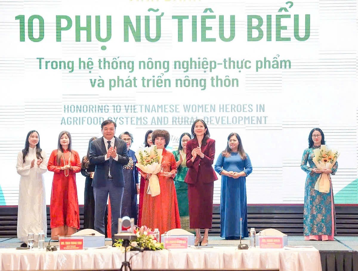 Vinh danh 10 phụ nữ tại Việt Nam tiên phong phát triển nông nghiệp xanh và bền vững