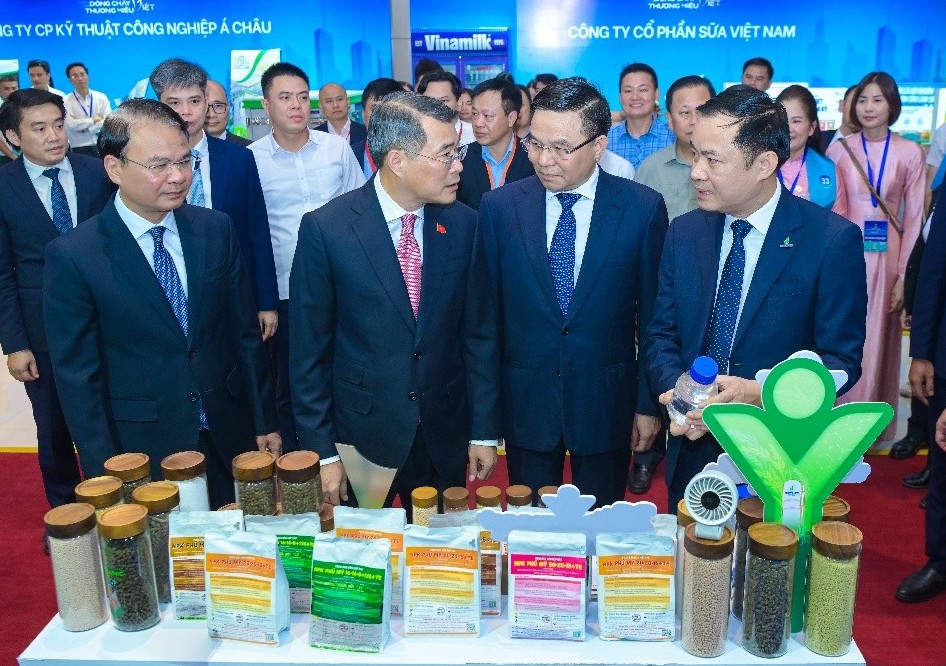 PVFCCo – Phú Mỹ lần thứ 7 liên tiếp đạt Thương hiệu quốc gia Việt Nam