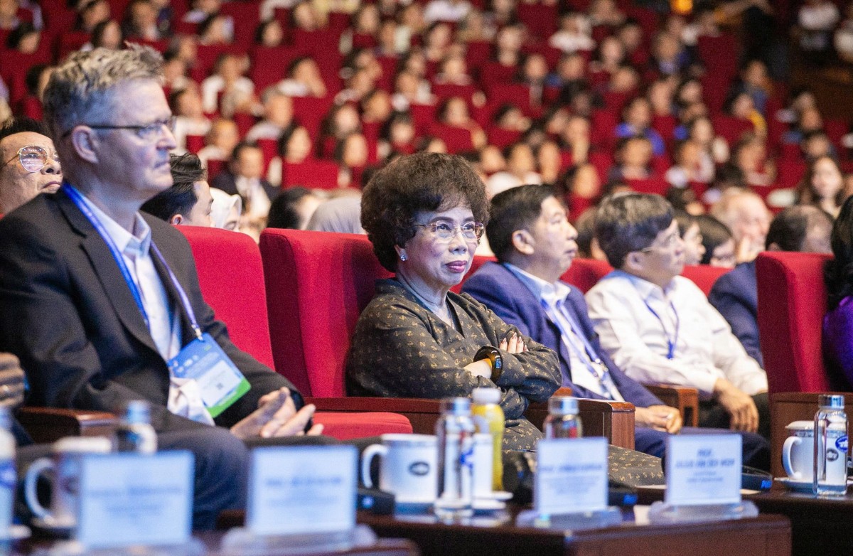 Các đại biểu tham dự phiên khai mạc Hội nghị Khoa học Chăn nuôi Á Úc lần thứ 21 tại Hà Nội ngày 28/10.