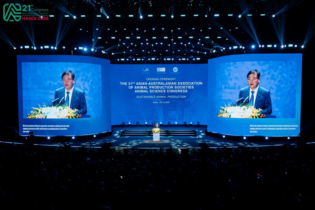 Thứ trưởng Bộ Nông nghiệp và Môi trường Nguyễn Hoàng Hiệp nhấn mạnh khoa học, công nghệ và đổi mới sáng tạo là động lực chính, có vai trò quyết định đối với phát triển chăn nuôi bền vững.